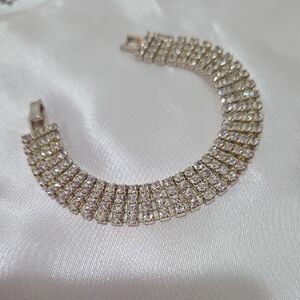 Elegant Silver Crystal Bracelet